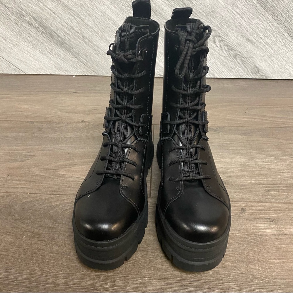 UGG | Sheena Lace Up Combat Boots In Black NEW - Picture 6 of 14